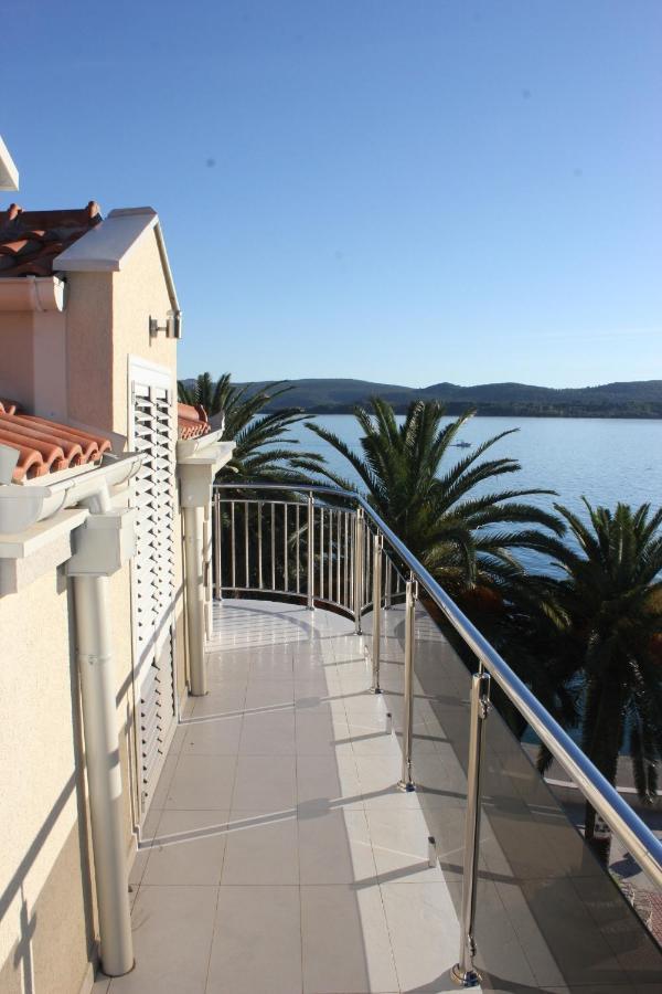 Apartmán Penthouse By The Sea Tivat Exteriér fotografie