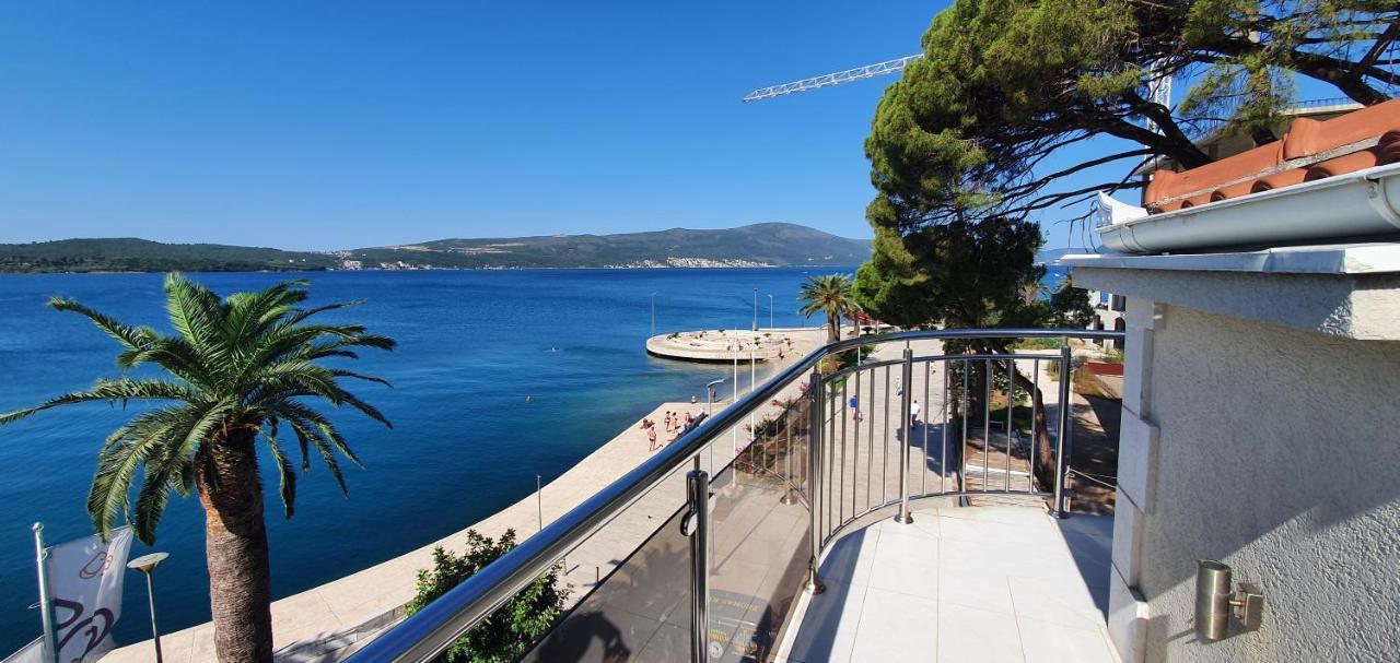 Apartmán Penthouse By The Sea Tivat Exteriér fotografie